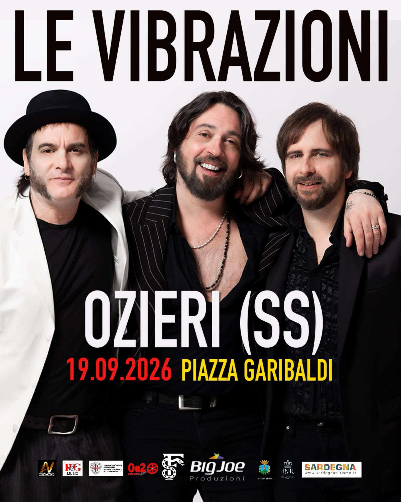 Le Vibrazioni in concerto · con Teenage Forever e Albert Marzinotto